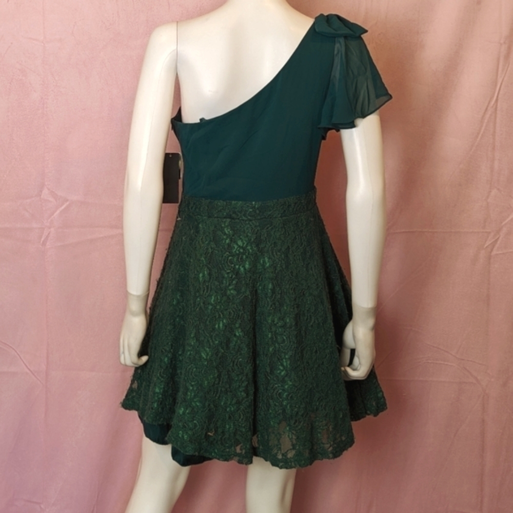 City Studio Emerald Green One Shoulder Fit and Flare Mini Lace Formal Dress 7 - Picture 4 of 7